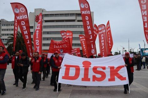 samsun haber: Samsun'da yağmur altında 1 Mayıs coşkusu! İşçiler taleplerini haykırdı 
