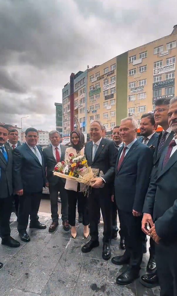 Ilyas Topsakal Milliyetcilik Bir Yasam Tarzidir Ic 1