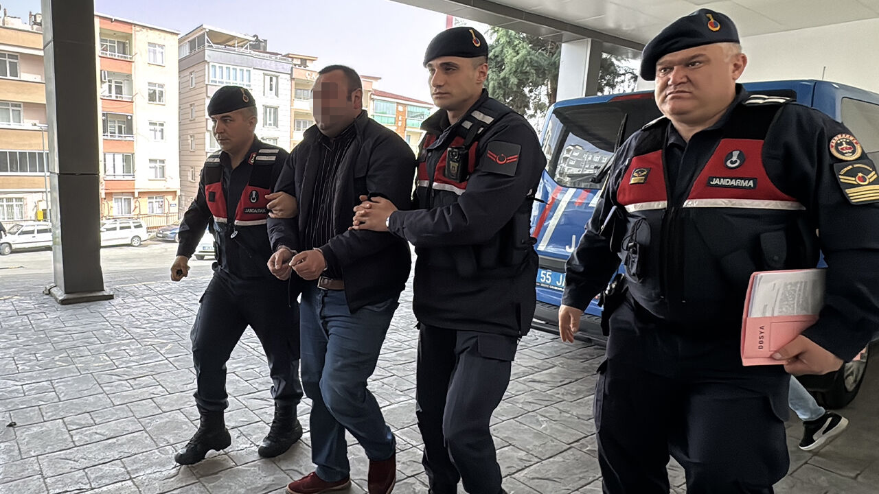 Samsunda Babasini Olduren Zanli Adliyeye Sevk Edildi 2