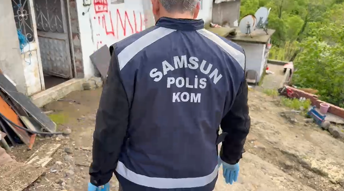 Samsun'da ikamete baskın: On binlerce geçirildi!