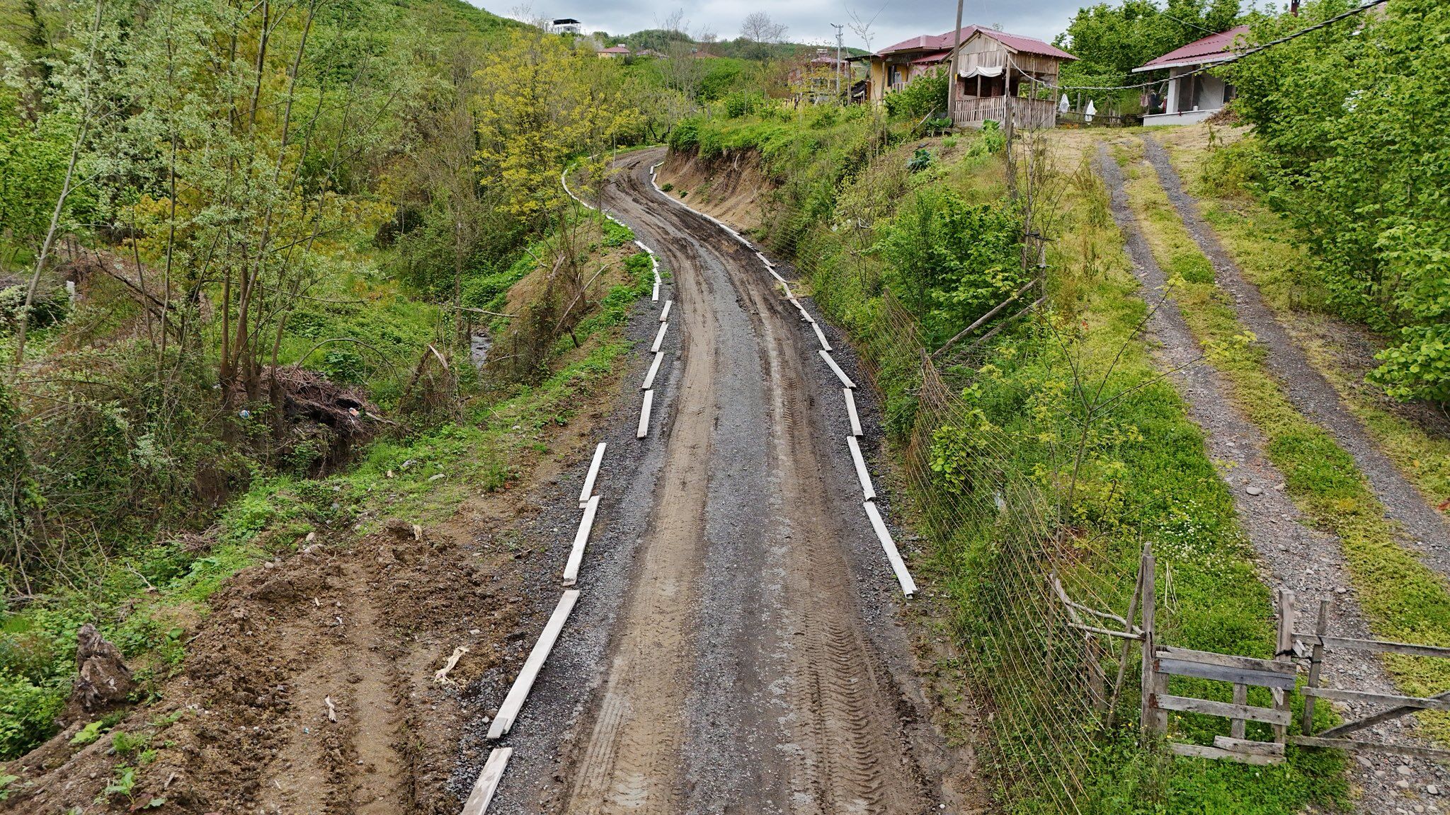 Tekkekoyde Yol Calismalari 1 (3)