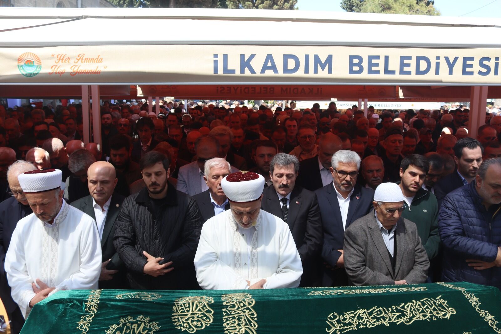 samsun haber: Eski Samsun Milletvekili Adem Yıldız'ın ağabey acısı! Son yolculuğuna uğurlandı 