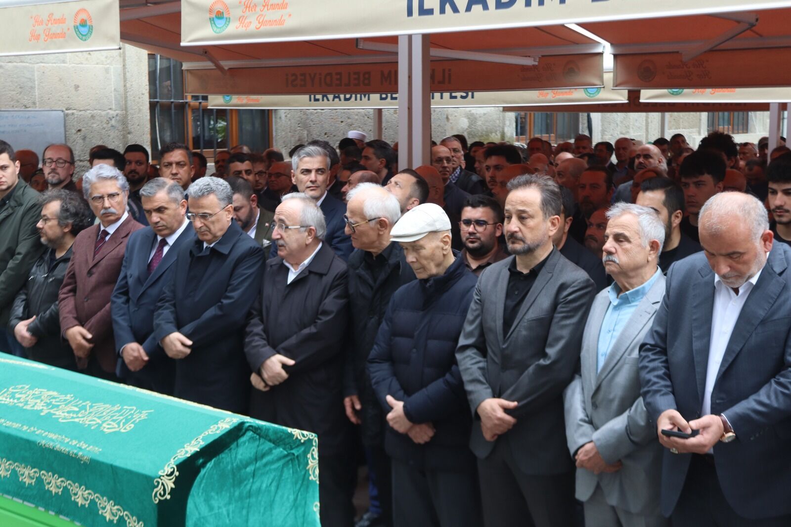 samsun haber: Samsun'da Oğuzhan Serinkaya'nın annesi son yolculuğuna uğurlandı 