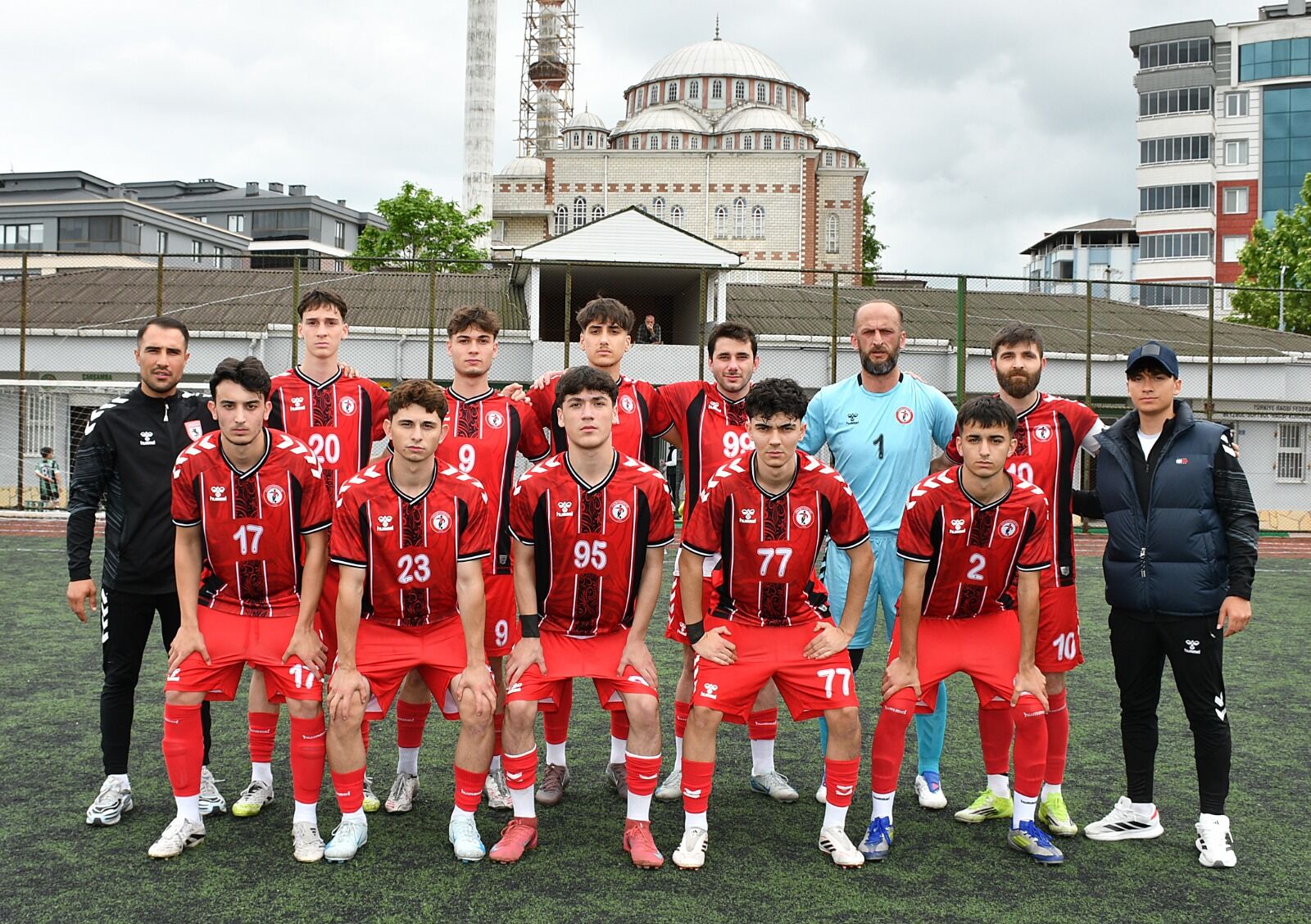 Çarşamba derbisinde kazanan Sarıcalıspor oldu
