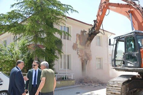 samsun haber: Havza'da selin vurduğu kamu binası yıkıldı