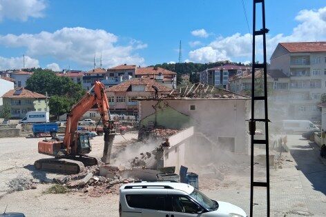 samsun haber: Havza'da selin vurduğu kamu binası yıkıldı