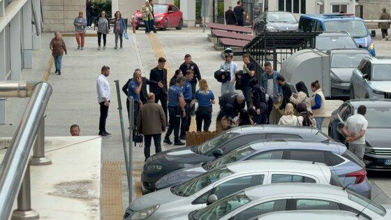 samsun haber: Samsun Adliyesi'nde ortalık karıştı! 8 kadın gözaltında