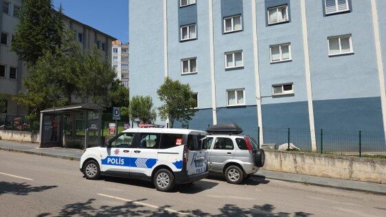 samsun haber: Samsun'da 11 katlı binada panik! Pencereden düştü