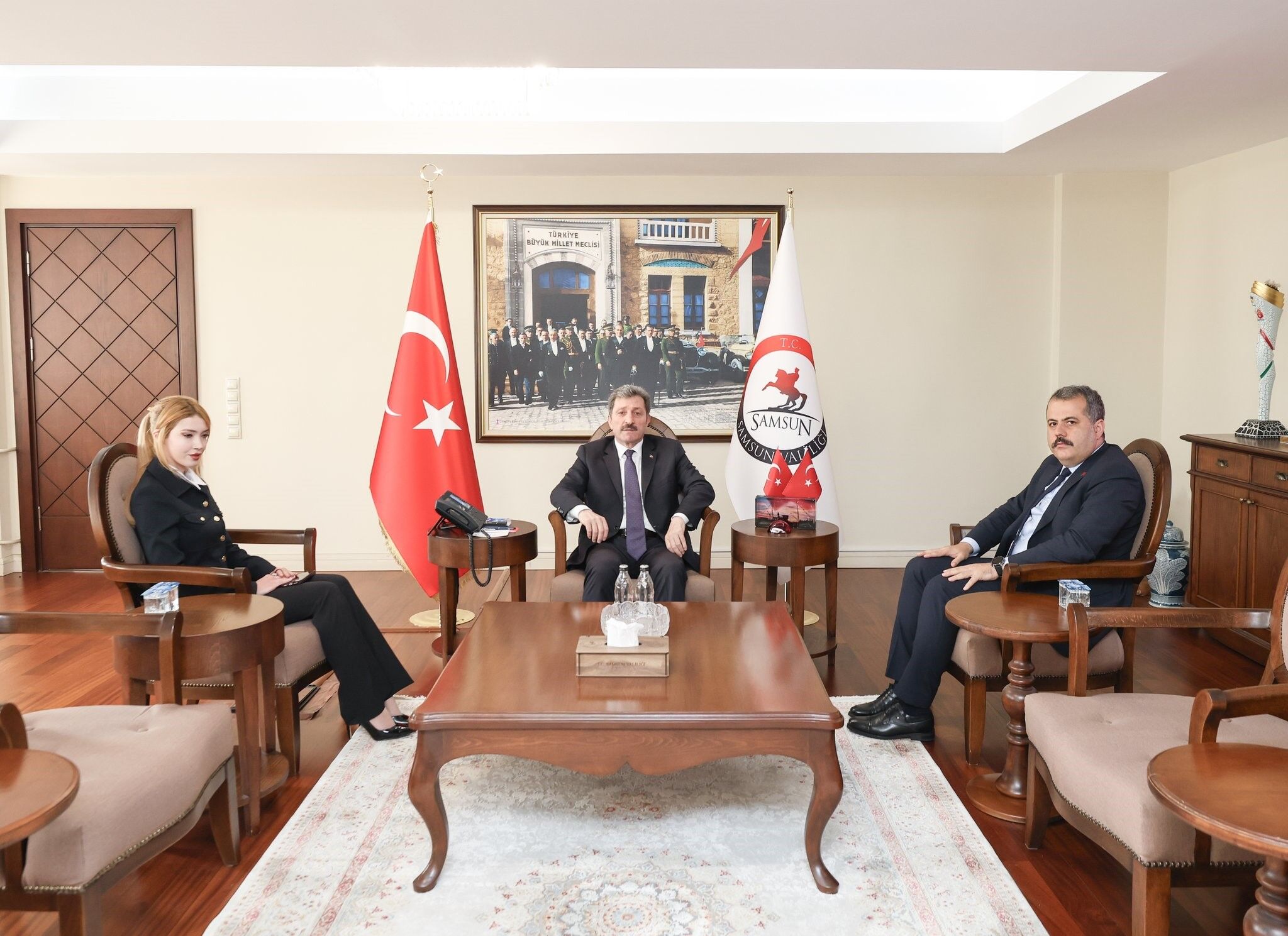 samsun haber: Tuğçe Orhan ve Özgür Kaya'dan Vali Tavlı'ya veda ziyareti