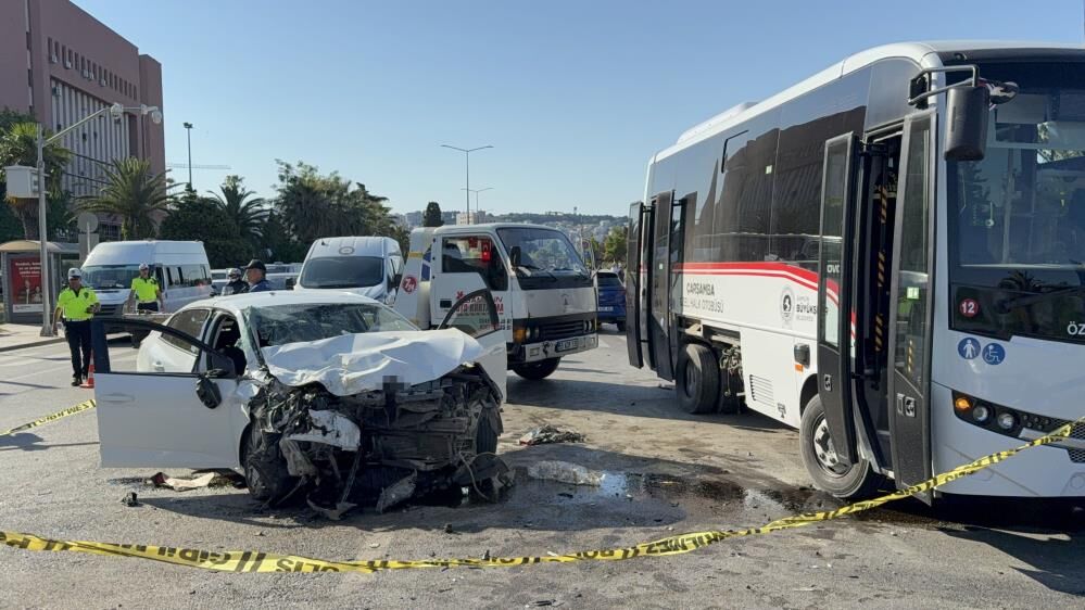 samsun haber: Samsun'da otomobil ile halk otobüsü çarpıştı: 7 yaralı