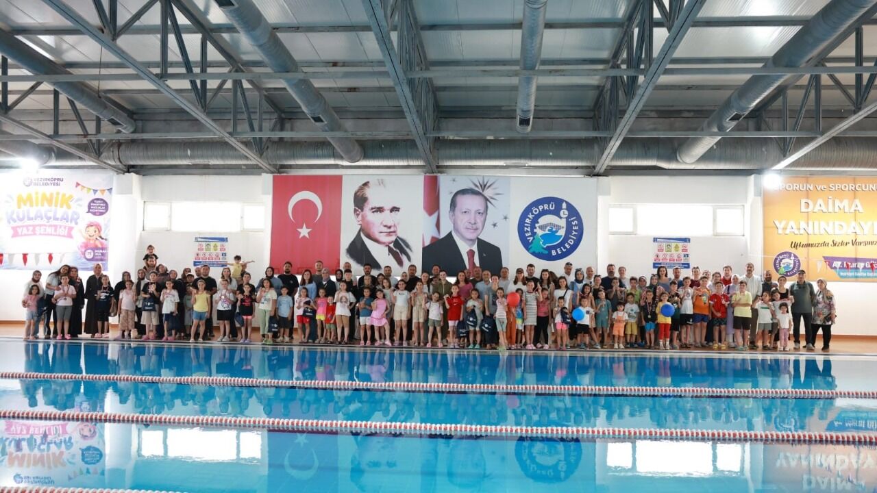 Vezirköprü'de Minik Kulaçlar Yaz Şenliği coşkuyla tamamlandı