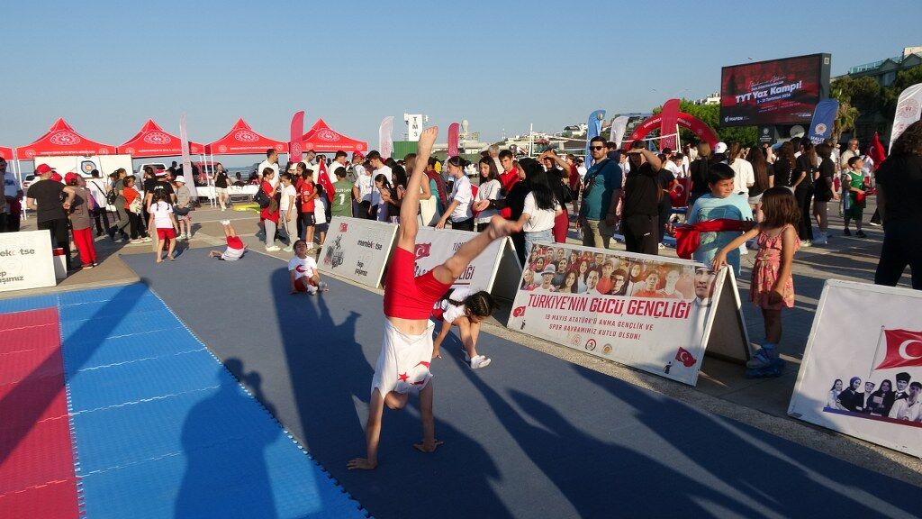 Samsun'da Yaz Spor Okulları coşkuyla açıldı