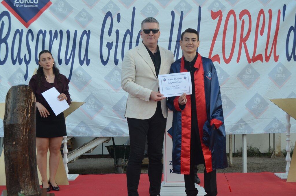 Başari Belgesi̇ Takdi̇mi̇ 2 1024X678
