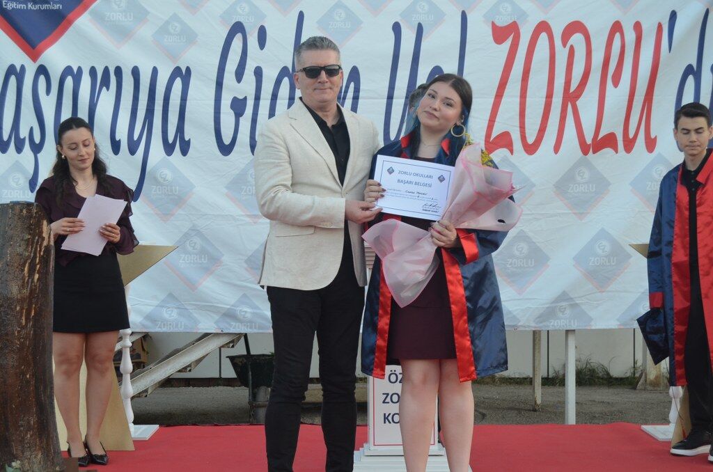 Başari Belgesi̇ Takdi̇mi̇ 3 1024X678