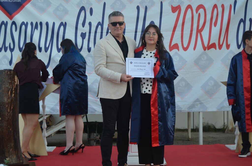 Başari Belgesi̇ Takdi̇mi̇ 4 1024X678