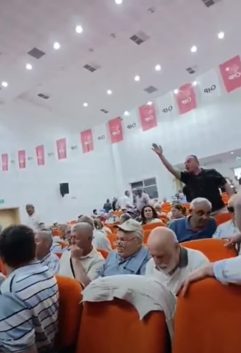 samsun haber: Samsun'da CHP'lilerden Kemal Zeybek'e "butlan" tepkisi!
