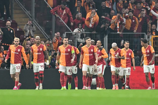 Galatasarayda 4 Yeni Imza Bird 89314Dbfbb 4376 1 M