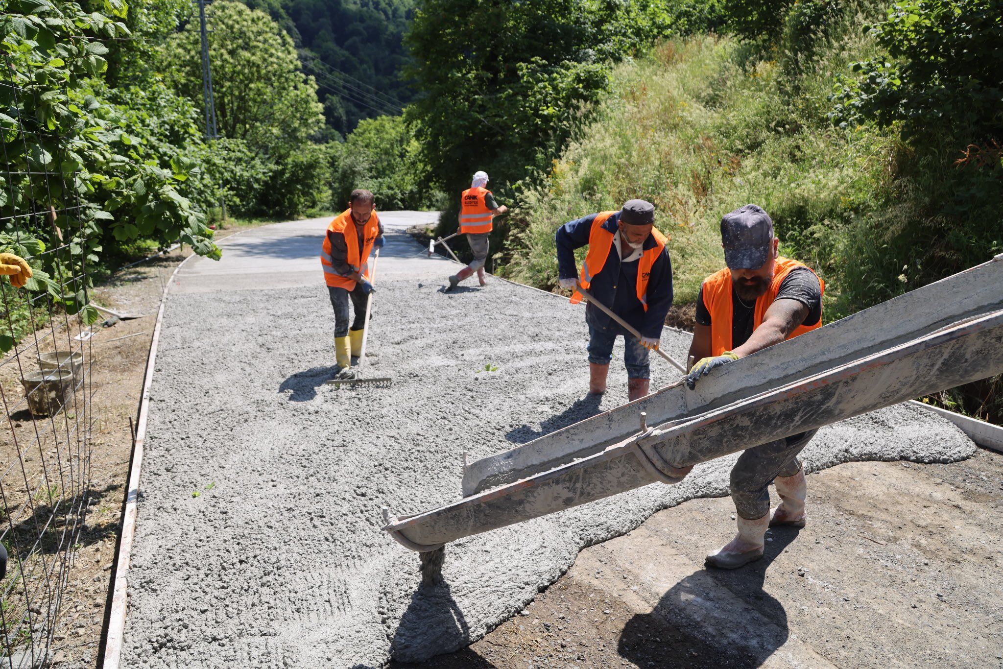 samsun haber: Canik'te beton yol mesaisi tam gaz
