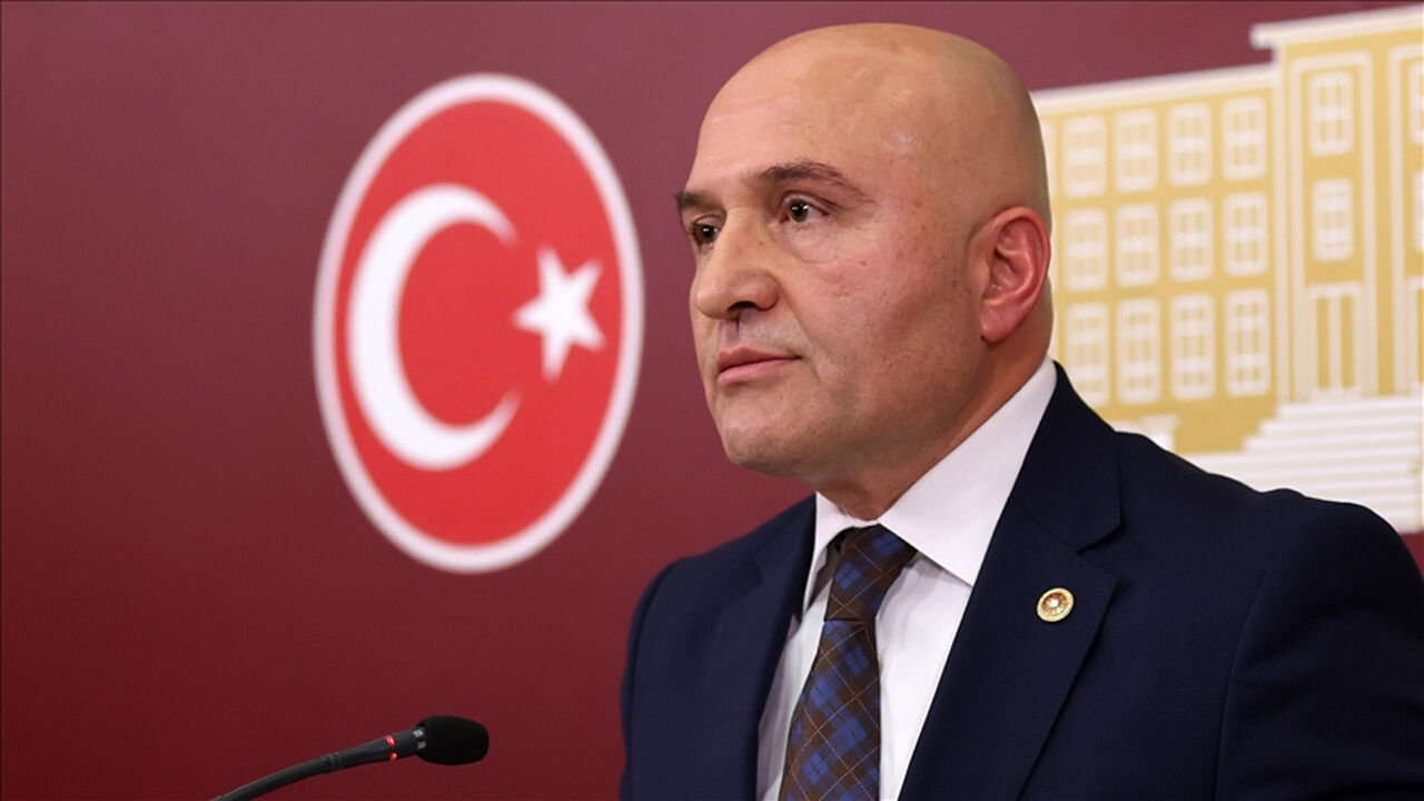 Iyi Partili Erhan Ustadan Faiz Politikasi Elestirisi 606A