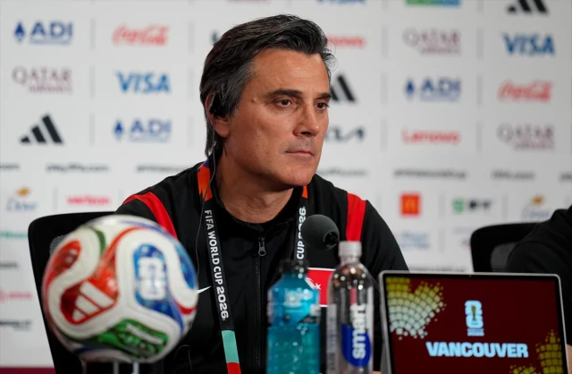 Montella Avustralya Macina Saa 19944955 8343 1 M