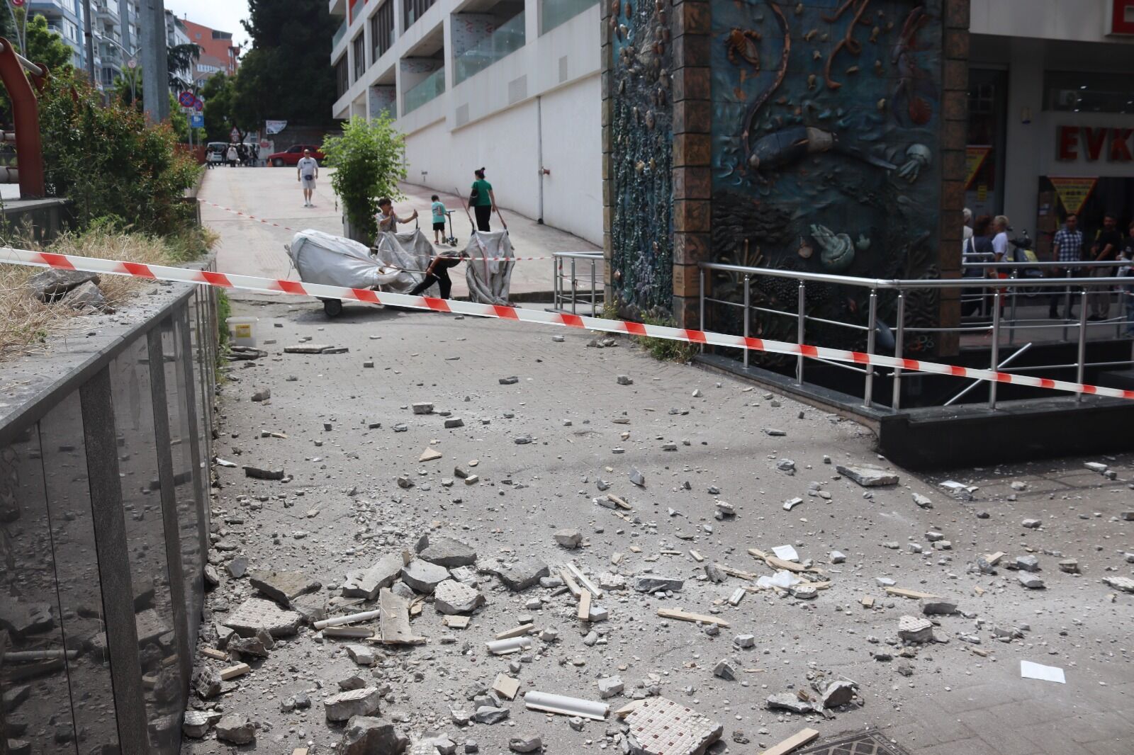 samsun haber: Samsun'da işlek caddede büyük panik! Facia ucuz atlatıldı 
