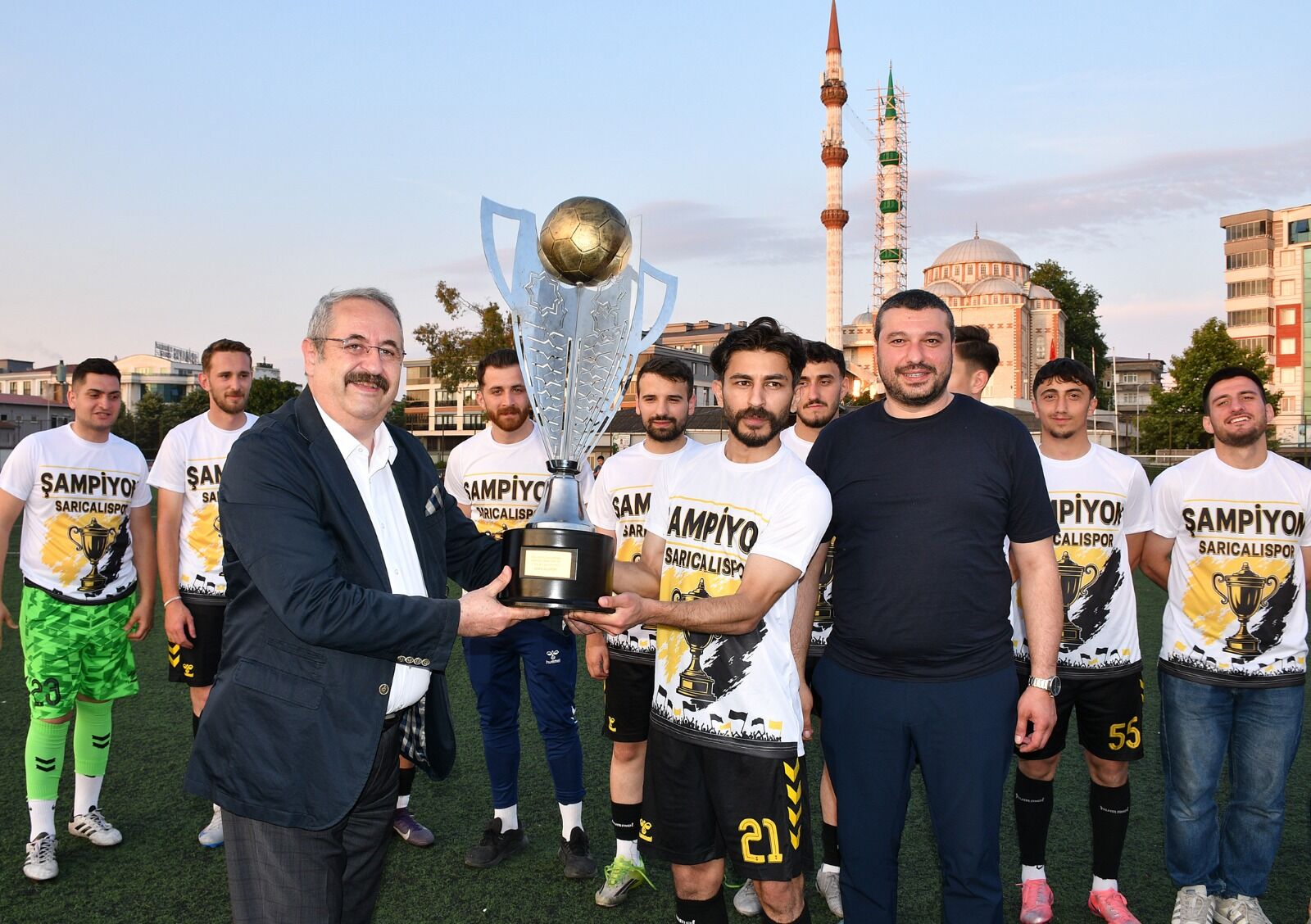 SAMSUN HABER: Samsun'da Sarıcalıspor'dan dört gollü şampiyonluk! 
