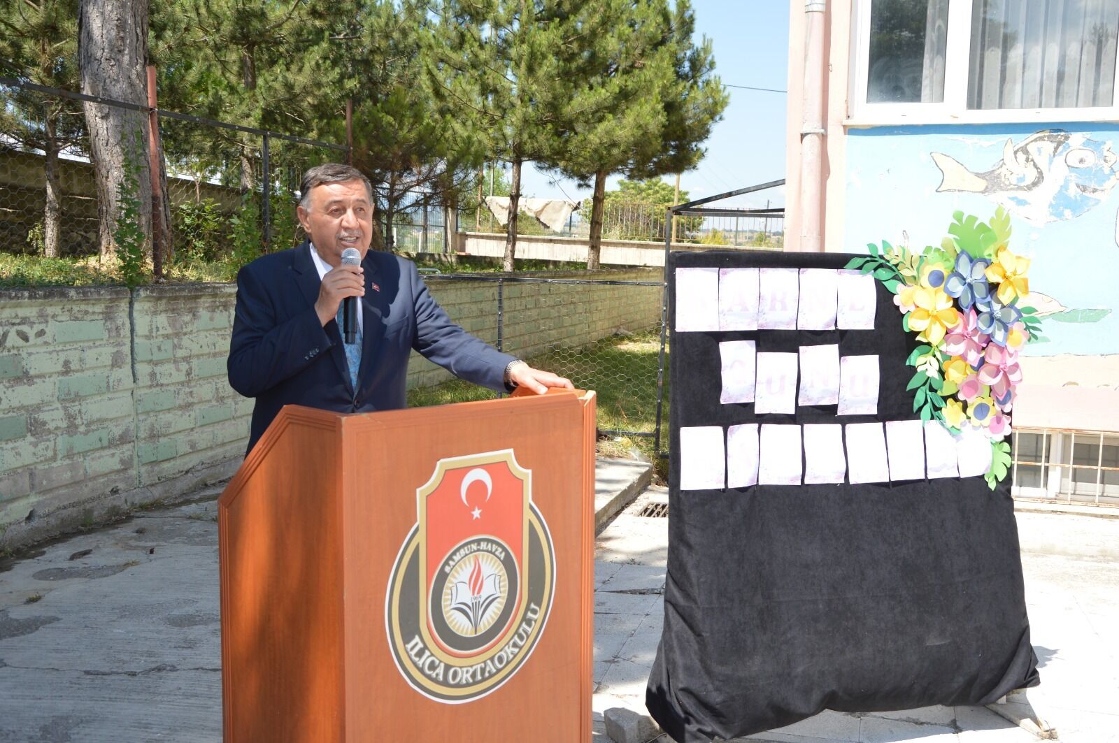 Havza'da karne coşkusu! Başkan Murat İkiz öğrencilerle buluştu