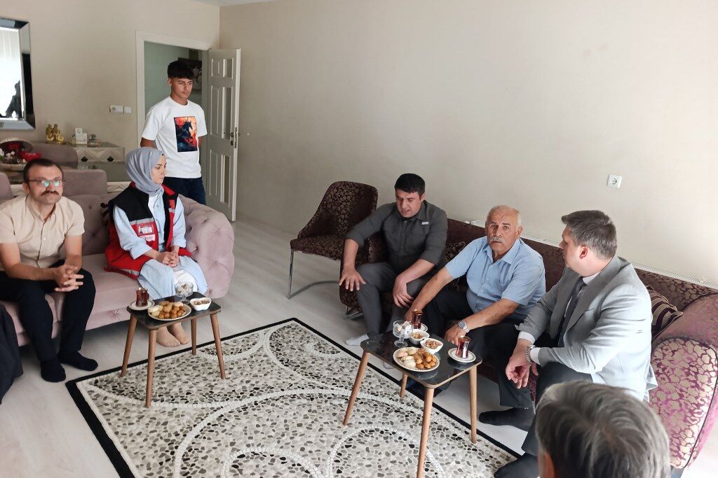 Havza Kaymakamı Samet Serin'den şehit aileleri ve gazilere anlamlı ziyaret