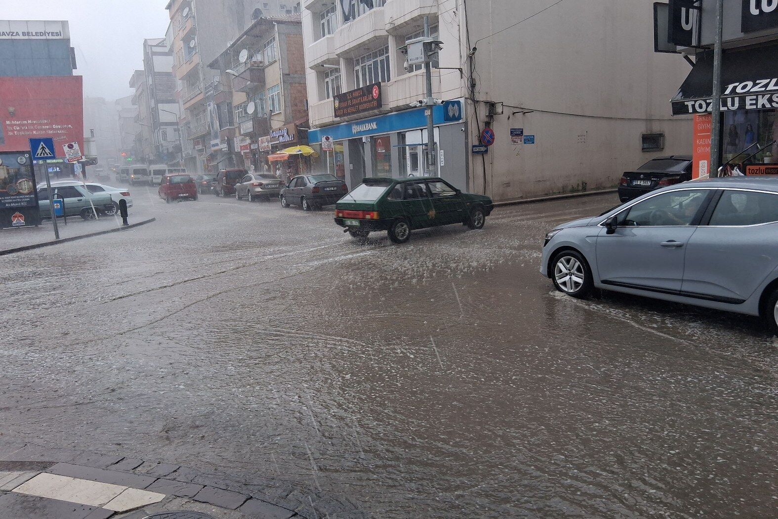 Samsun Havza'da sağanak ve fırtına etkili oldu!