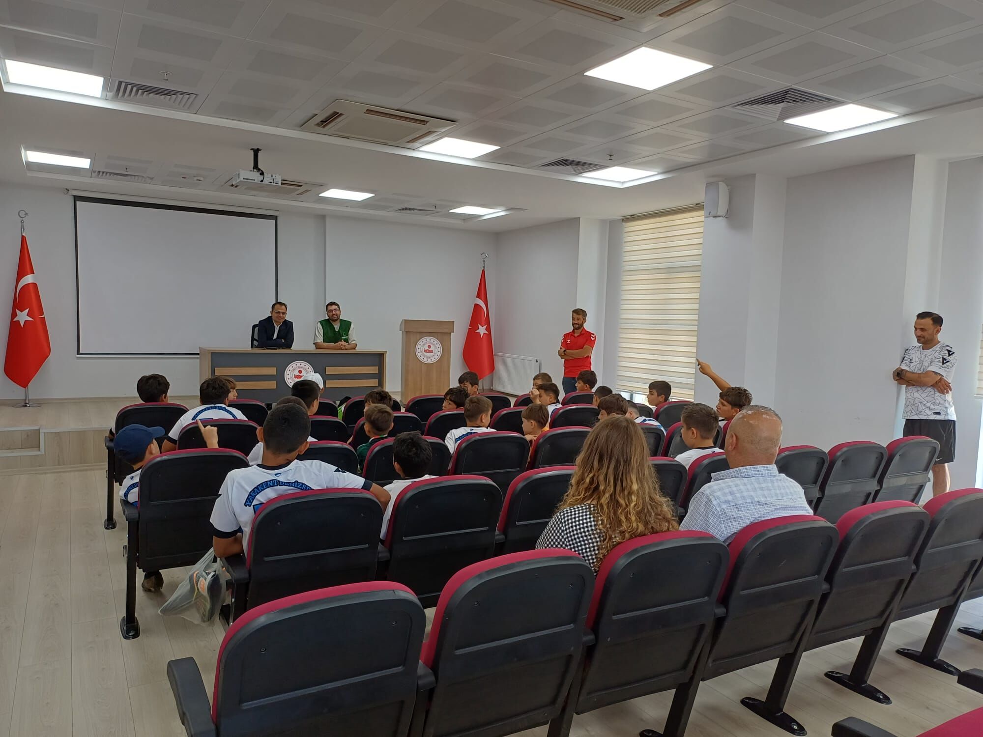 Samsun Haber. Yakakent'te öğrencilere teknoloji bağımlılığı eğitimi