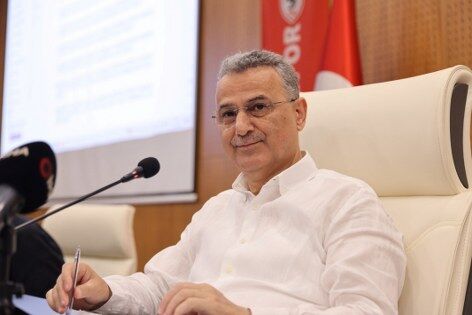 İlkadım'da ibadethanelerde kapsamlı temizlik sürüyor