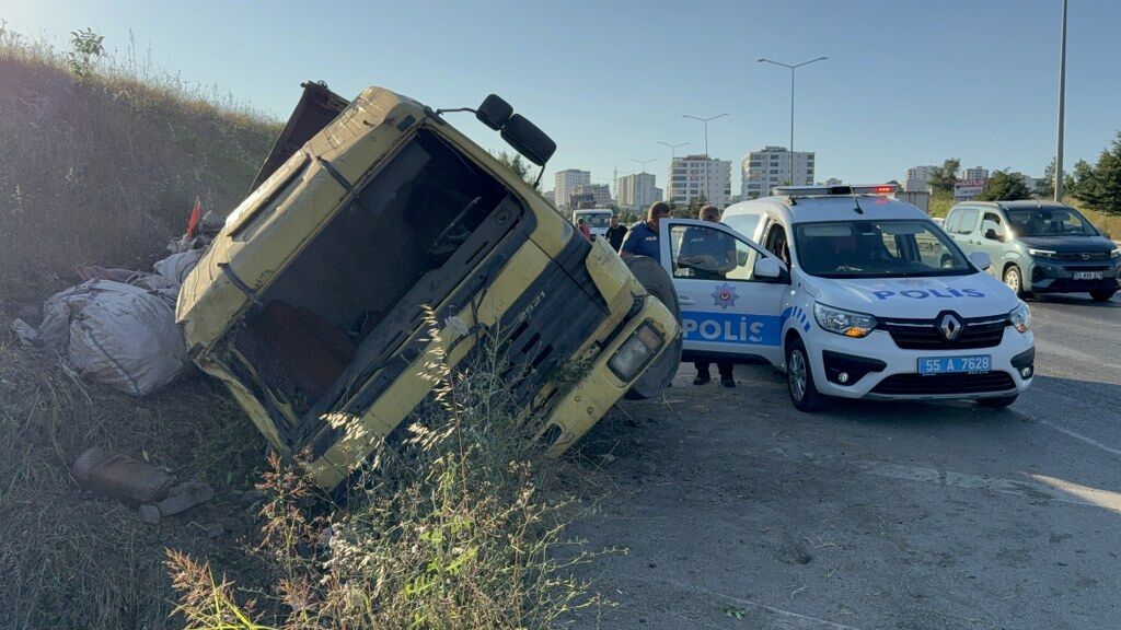 Samsun'da çevre yolunda korku dolu anlar! Sürücünün hamlesi faciayı önledi