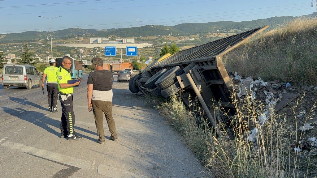 Samsun'da çevre yolunda korku dolu anlar! Sürücünün hamlesi faciayı önledi