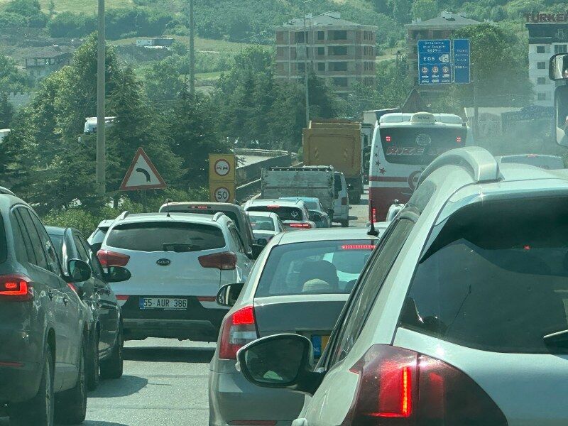 samsun haber: Samsun Çevre Yolu'nda kilometrelerce araç kuyruğu