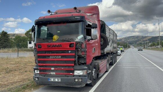 samsun haber: Samsun'da tır dolmuşa çarptı! Yaralı var