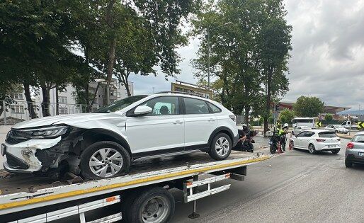 samsun haber: Samsun'da iki araç çarpıştı! Trafik durma noktasına geldi