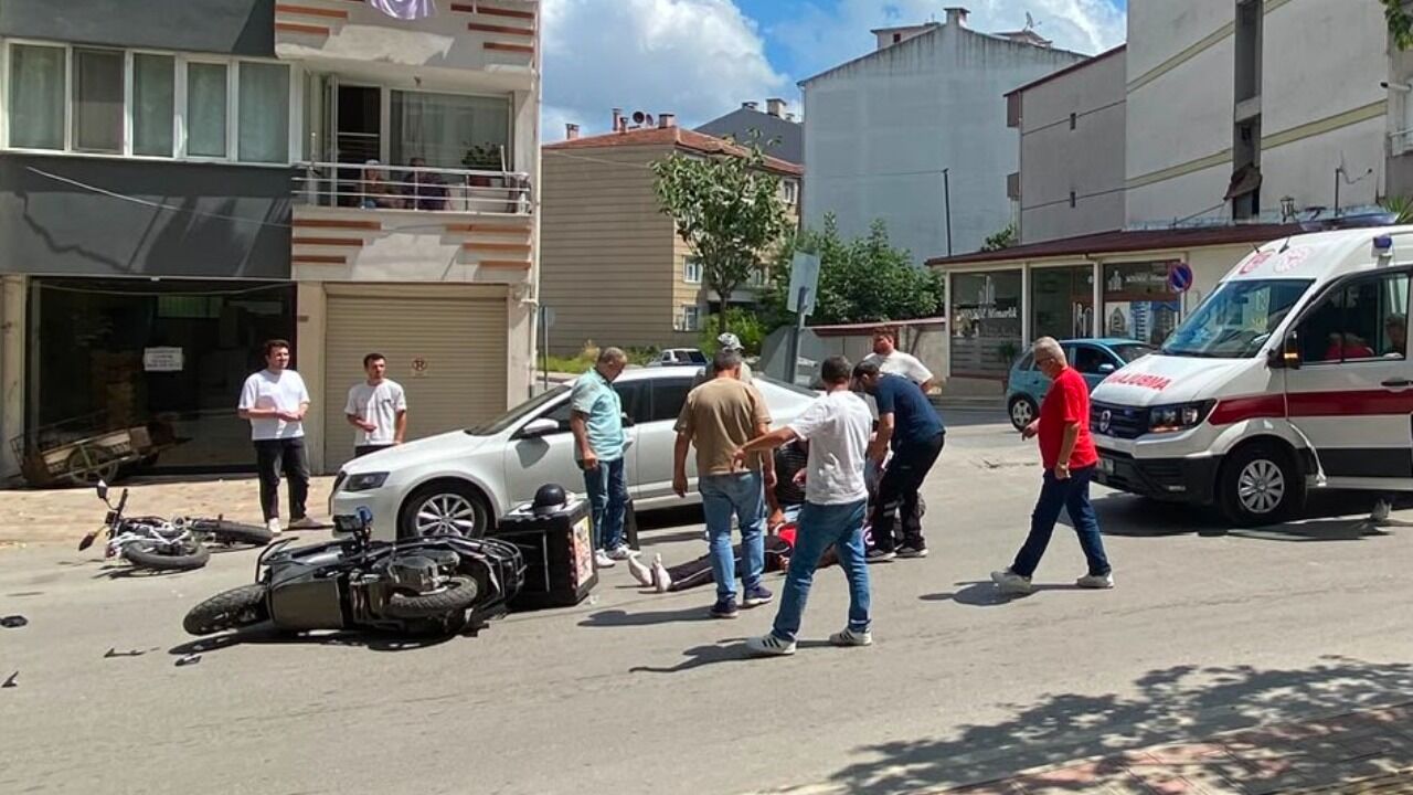 samsun haber : Samsun'da kavşakta can pazarı! 2 yaralı