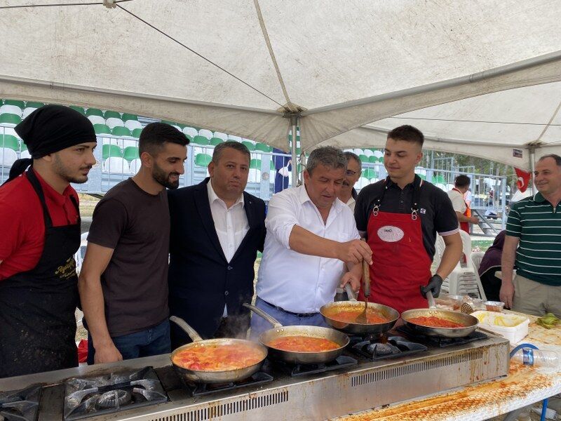 samsun haber: 10 bin kişi bu festivalde buluştu! Samsun'da renkli görüntüler