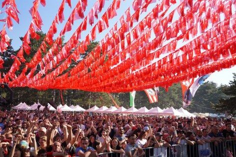 samsun haber. Samsun sevdası binleri buluşturdu! Rekor katılım