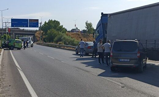 samsun haber: Samsun'da 3 aracın karıştığı zincirleme kaza!