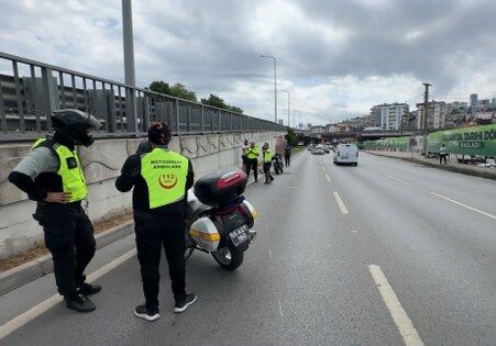 samsun haber: Samsun'da motosiklet kazası! 2 kişi yola savruldu