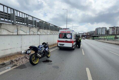 samsun haber: Samsun'da motosiklet kazası! 2 kişi yola savruldu