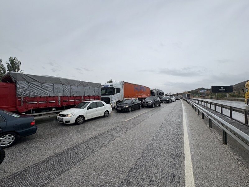 samsun haber: Sağanak faciaya yol açtı! Samsun yolunda ölü ve yaralılar var