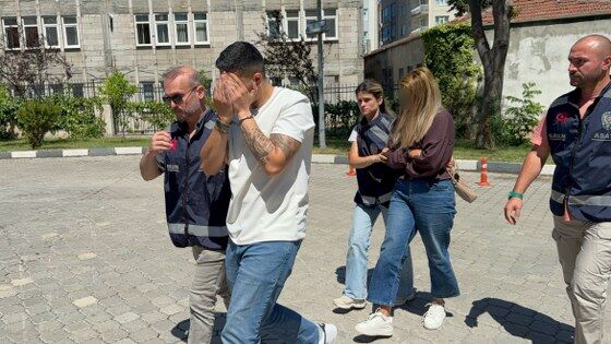 samsun haber: Samsun'da masaj salonuna baskın! 3 gözaltı 
