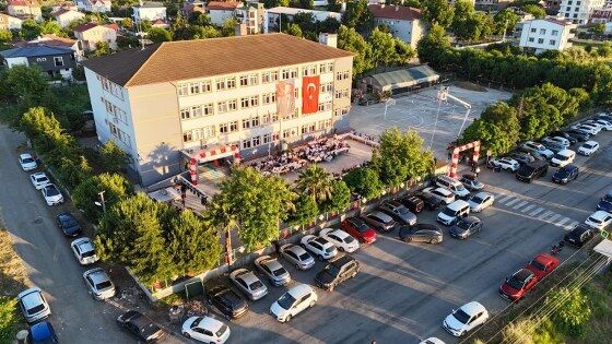 samsun haber: Samsun'da örnek okul! Başarısı belgeyle taçlandı