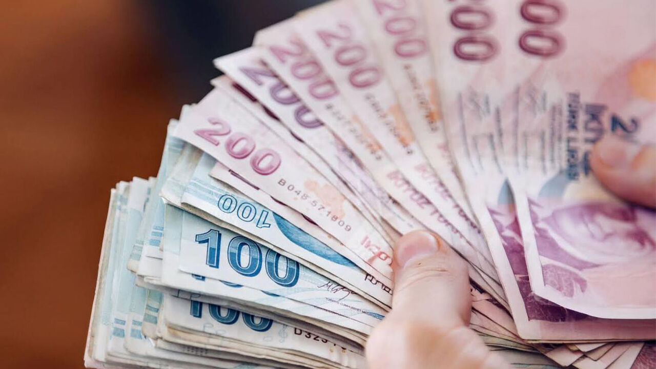 Asgari ücrette yeni rakamlar konuşuluyor