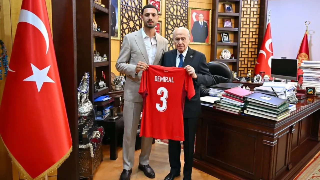 Bahceli Milli Futbolcu Merih Demiral I Kabul Etti 20055572 5978 Amp 1280X720