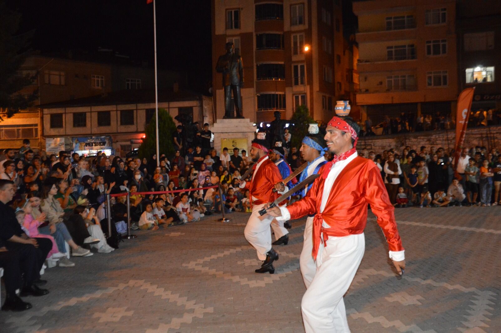 Samsun Haber. Havza'da dört ülkeden unutulmaz halk oyunları gösterisi