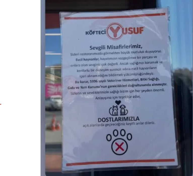Herkes Köfteci Yusuf'un şubelerine astığı yazıyı paylaşıyor