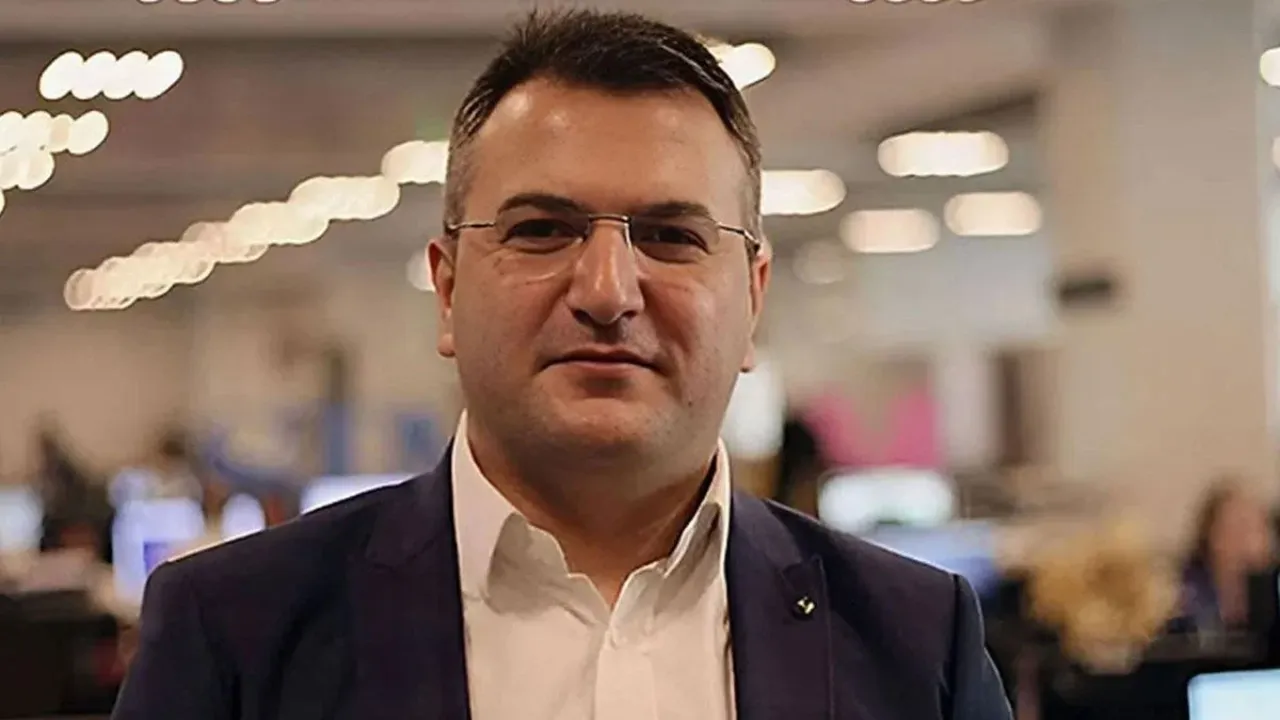 Gazeteci Cem Küçük gözaltına alındı